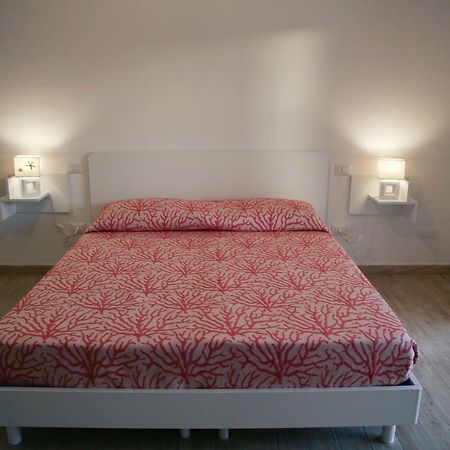 B&B Le Tre Spiagge Calasetta Luaran gambar
