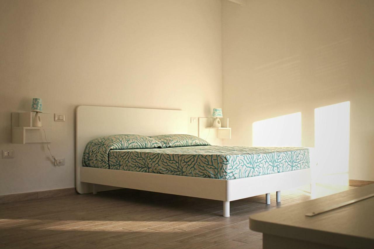 B&B Le Tre Spiagge Calasetta Luaran gambar