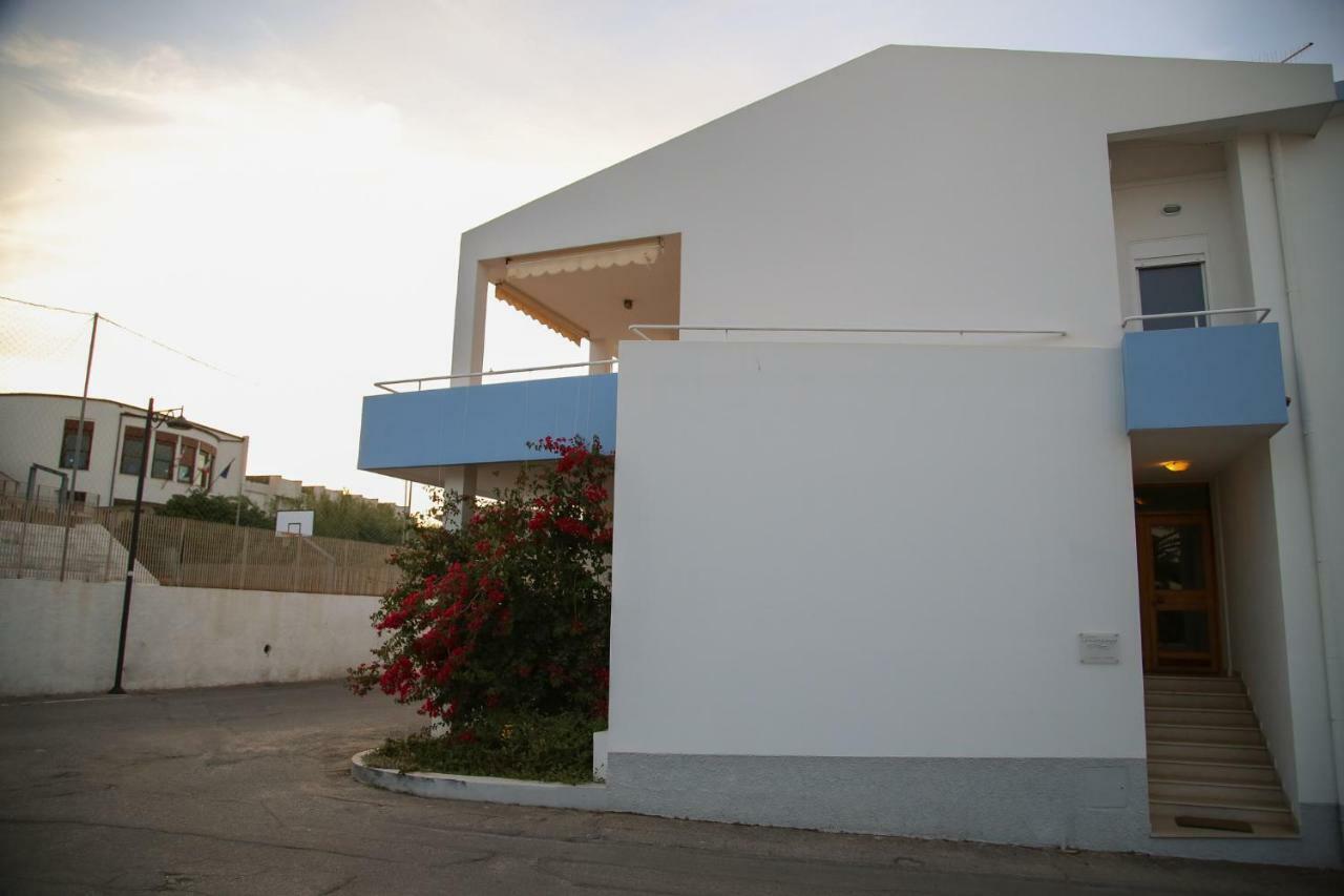 B&B Le Tre Spiagge Calasetta Luaran gambar
